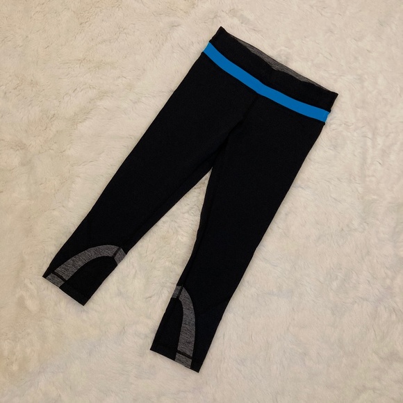 Lululemon Black Turquoise Inspire Crop Leggings 6 - Picture 1 of 8